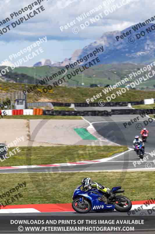 cadwell no limits trackday;cadwell park;cadwell park photographs;cadwell trackday photographs;enduro digital images;event digital images;eventdigitalimages;navarra;no limits trackdays;peter wileman photography;racing digital images;trackday digital images;trackday photos